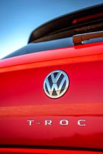 Volkswagen T-Roc R-Line 2017 года (UK)